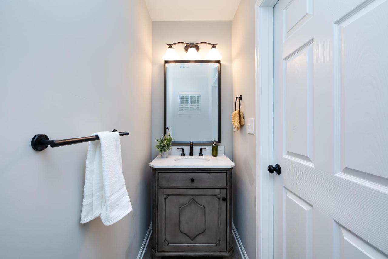 Brandnew Spacious 4 Bedroom House Minutes To Uptown Charlotte Exteriör bild