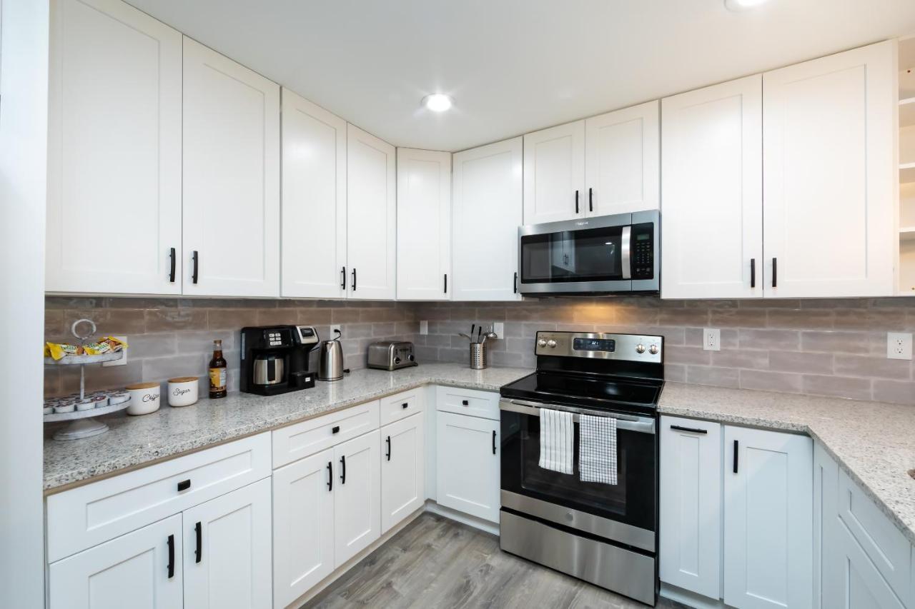 Brandnew Spacious 4 Bedroom House Minutes To Uptown Charlotte Exteriör bild