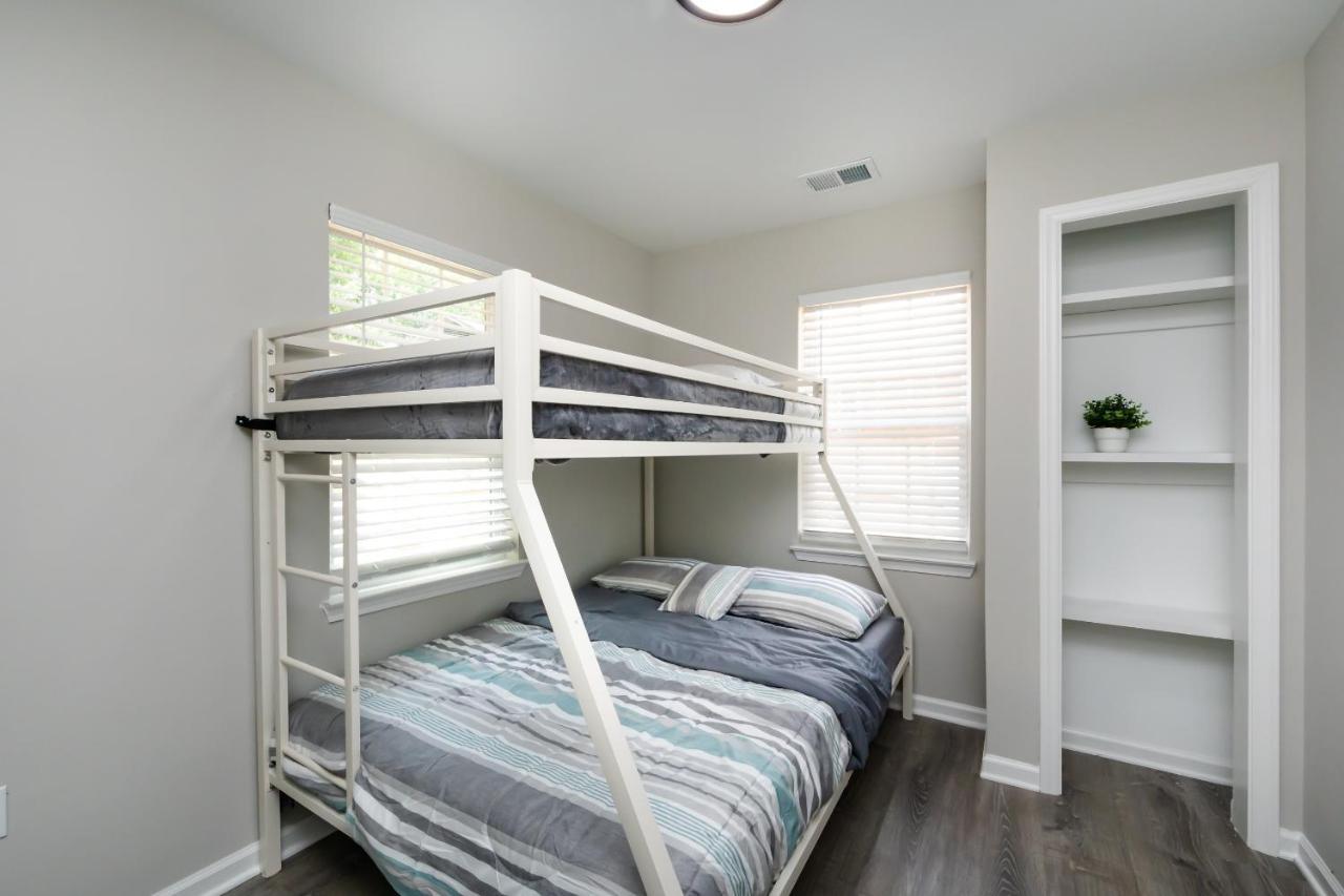 Brandnew Spacious 4 Bedroom House Minutes To Uptown Charlotte Exteriör bild